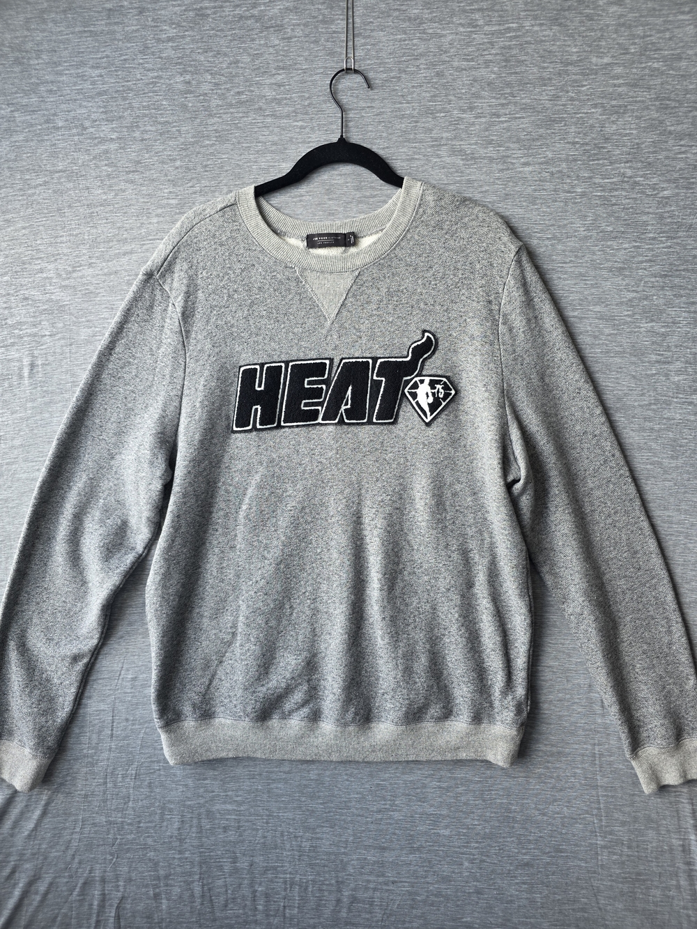 Junk Food Miami Heat NBA 75th Anniversary Limited-Run Crewneck Sweatshirt L